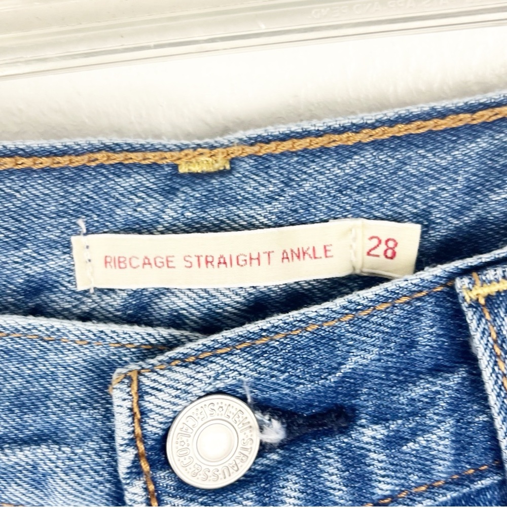 LEVI’S Premium Ribcage Straight Ankle Button Fly Ripped High Rise Jeans Size 28 - Picture 3 of 11